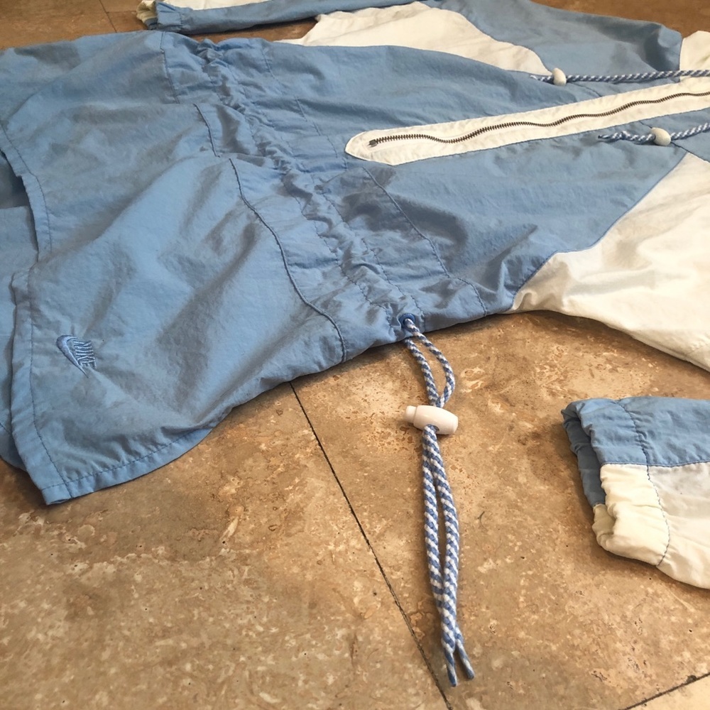 Nike Windbreaker Jacket - Picture 7 of 8
